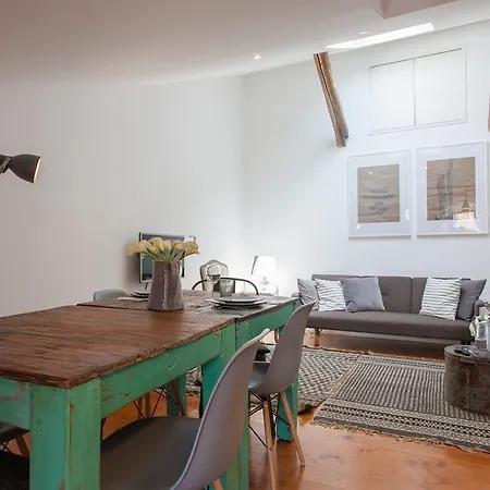 شقة Feels Like Trendy Bairro Alto Rooftop Lisboa